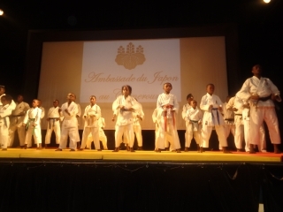 photo3