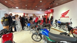 photo1